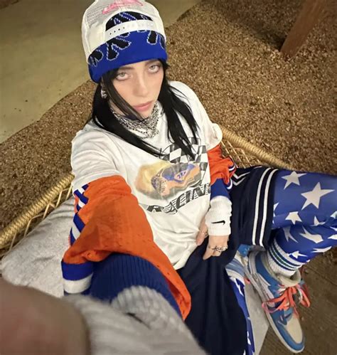 billie eilish leaked pics|Billie Eilish exposes all in VERY naughty top that has。